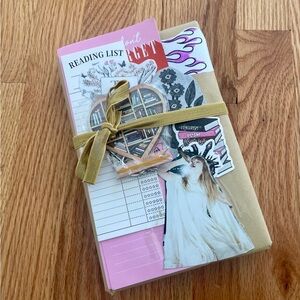 Taylor Swift blind Date Book - Choose your Track + Surprise Book To Match